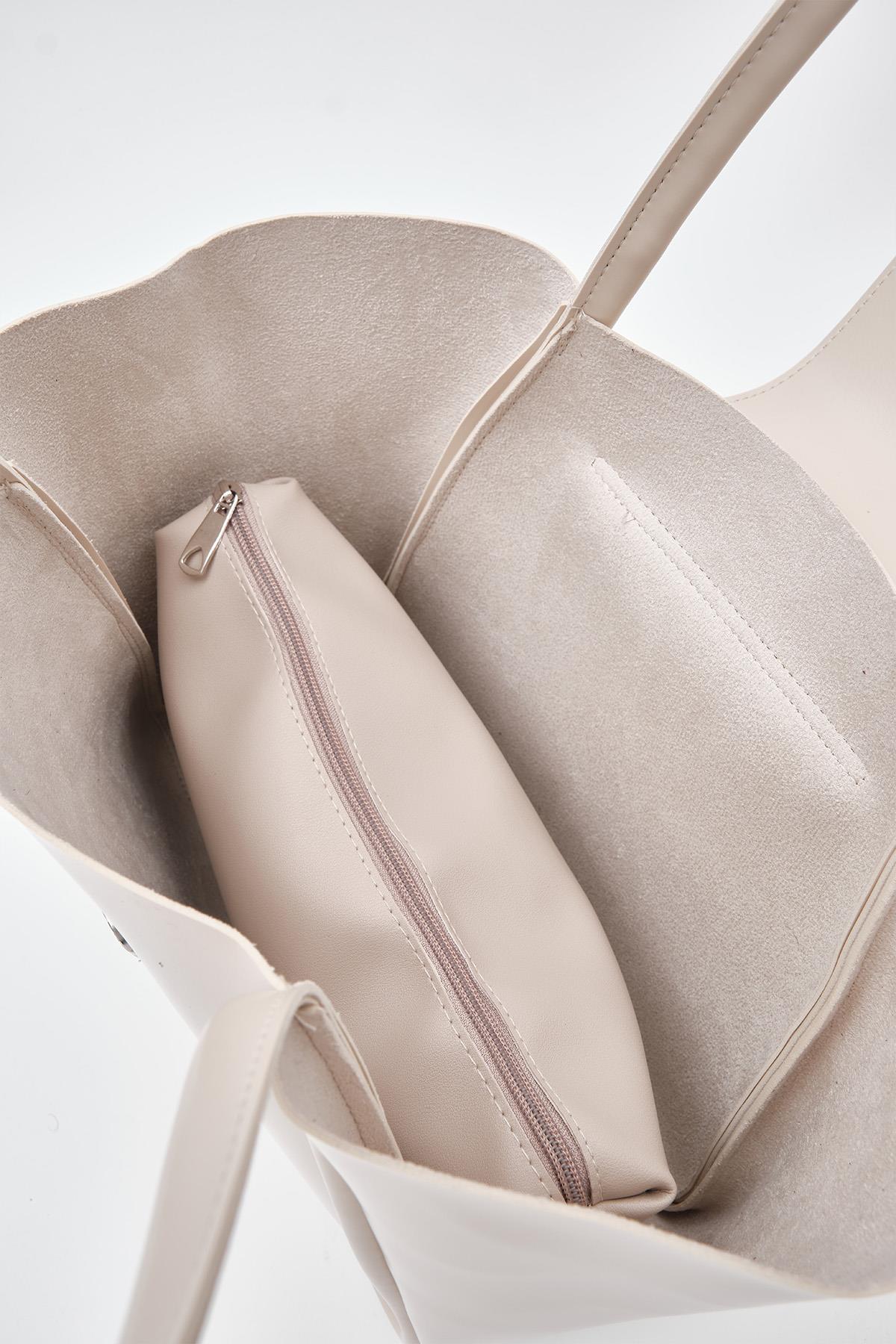 Elegant Beige Tote Bag