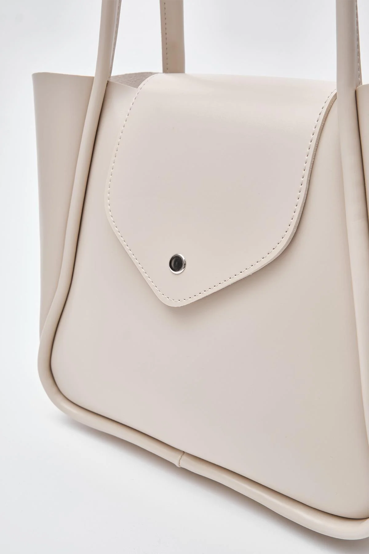 Elegant Beige Tote Bag